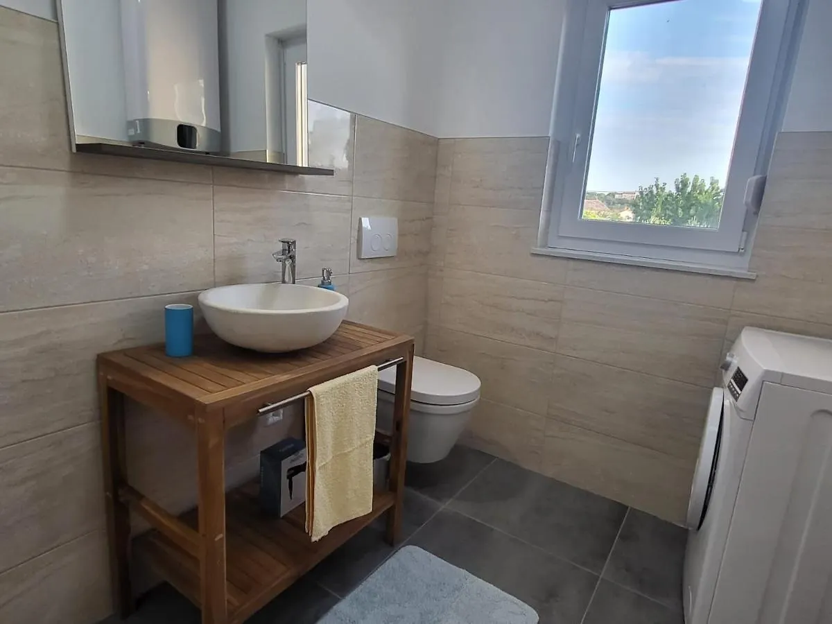 Holiday Home Joly Malinska 0*,  Kroatien