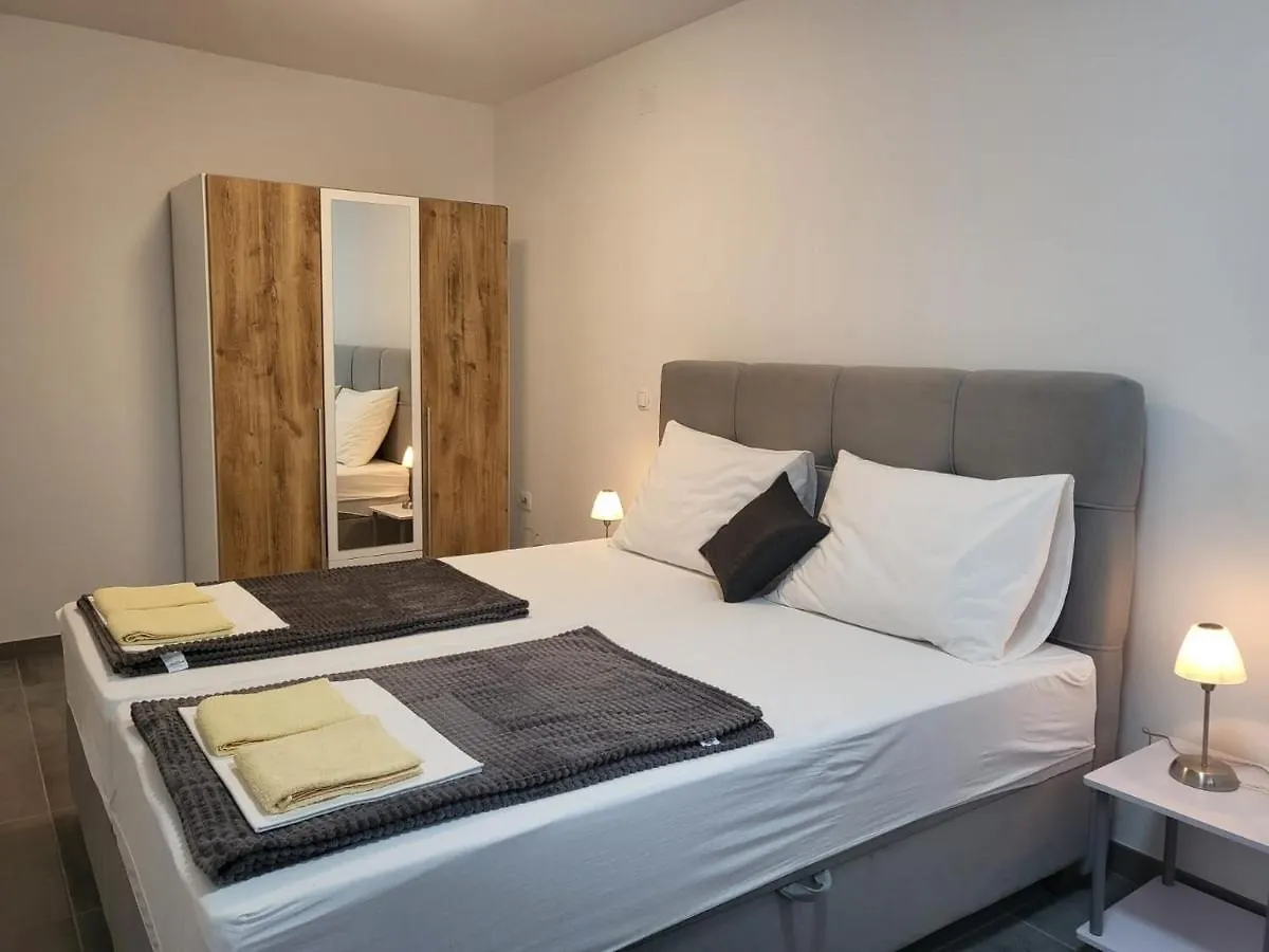 Holiday Home Joly Malinska 0*,